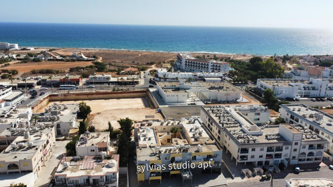 Sylvias Art Studio Apt Айя-Напа Экстерьер фото